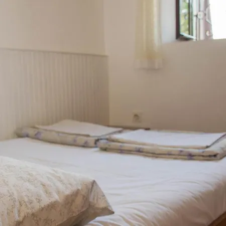 House Punta Blue & Orange 5m From The Sea, Island Cres Apartment *