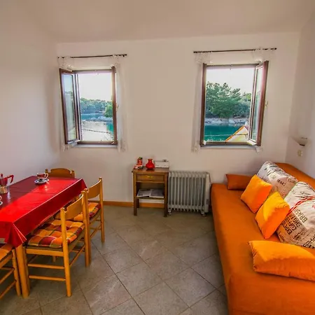 House Punta Blue & Orange 5m From The Sea, Island Cres Апартаменты